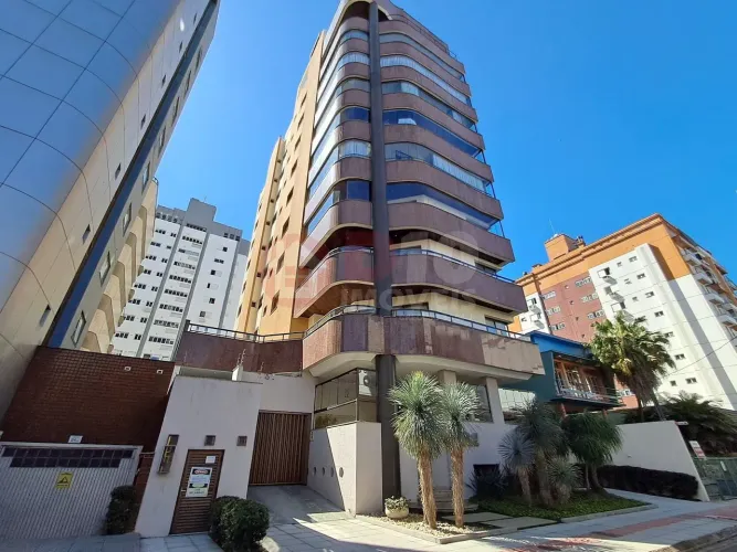 APARTAMENTO TRÍPLEX 1001 | CENTRO CRICIÚMA/SC