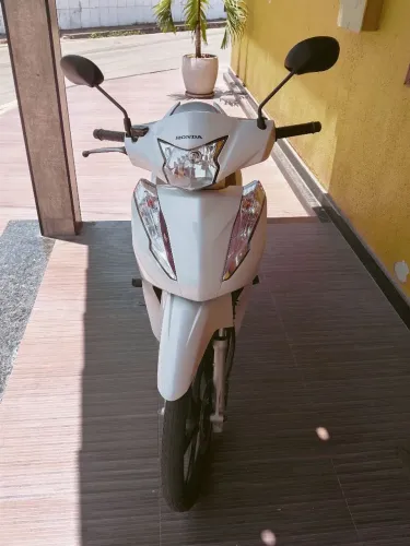 Vendo Honda biz 2022