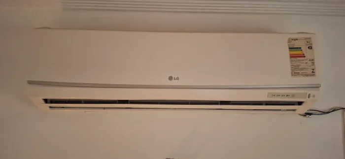 Vendo ar-condicionado LG