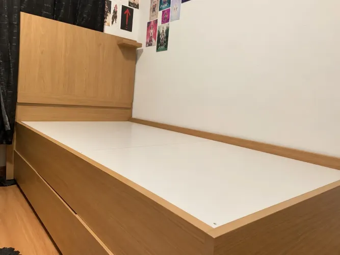 Guarda roupa solteiro - 220$
