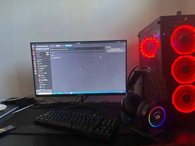 PC GAMER - RYZEN 7