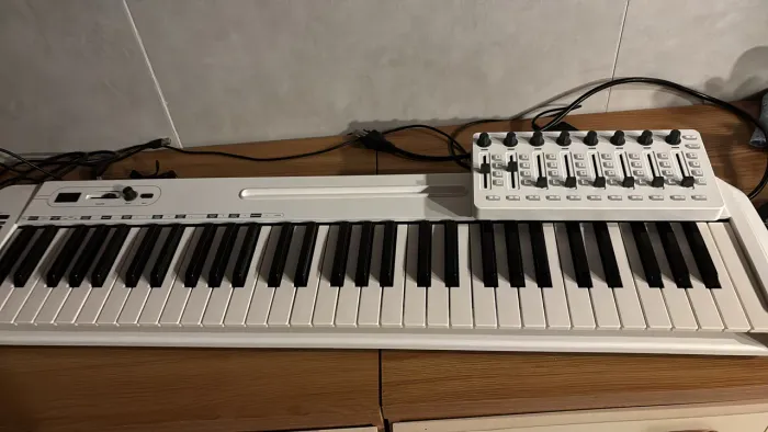 Teclado controlador 61