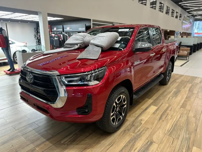 Toyota Hilux CD SRX 4X4 2.8 TDI 16V Diesel Aut. 2026