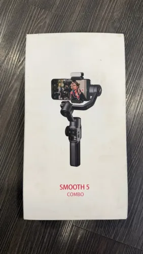 Estabilizador Zhiyun Smooth 5 Combo GIMBAL