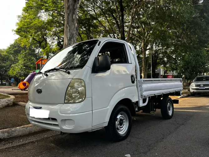 Kia Motors Bongo K-2500 2.5 4X2 TB Diesel 2011