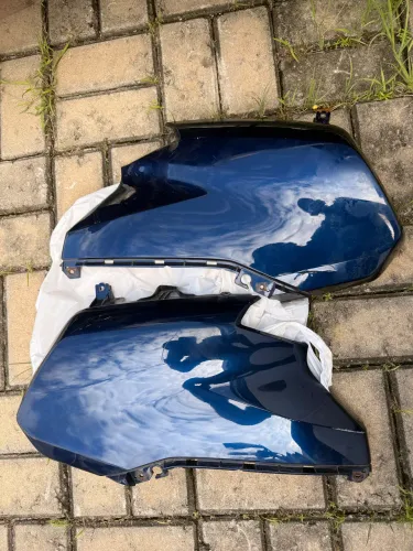 Carenagem Lateral do Farol Yamaha NMax 2021 - Os Dois Lados
