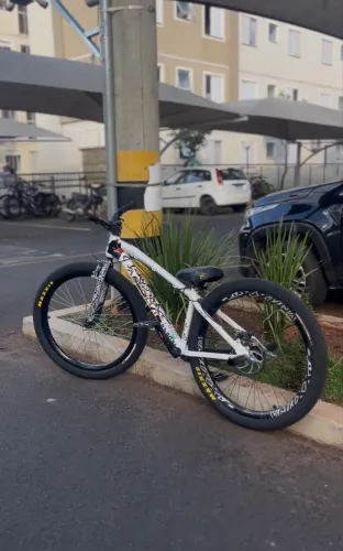 Vendo bike Absolute Brutus pro