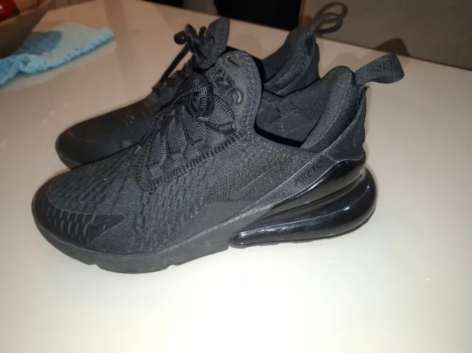 Tênis Air Max 270 Triple Black (seminovo)