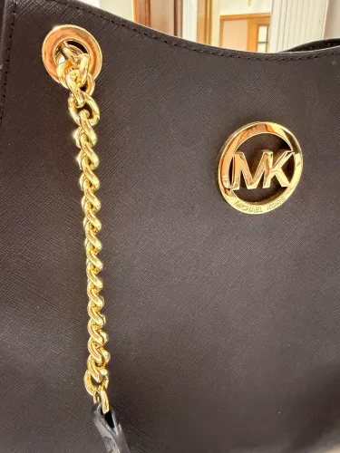 Bolsa Michael Kors - Victor Hugo - Capodarte