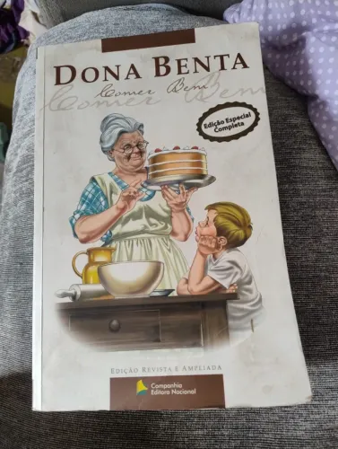 Livro edição especial Receitas Dona Benta