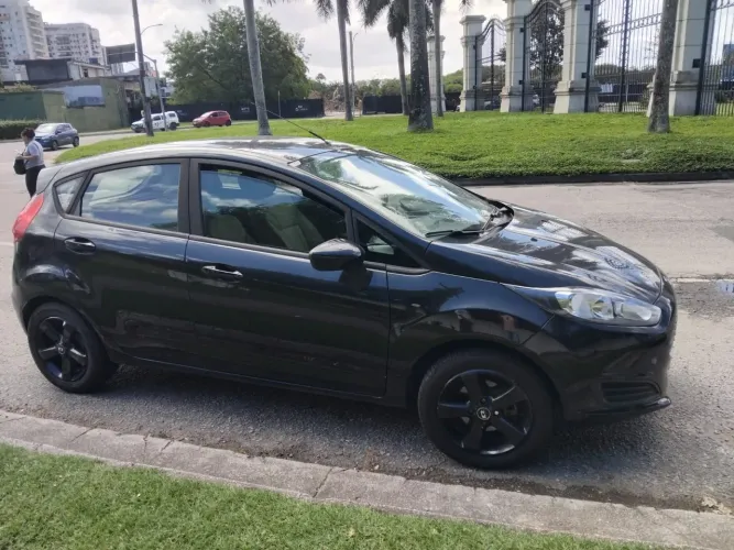 Ford Fiesta 1.5 16V Flex Mec. 5P 2014