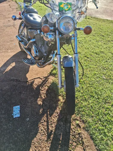 Moto Yamaha Virago 250S