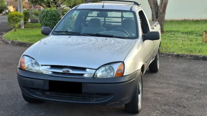 Ford Courier 1.6 L/ 1.6 Flex 2000