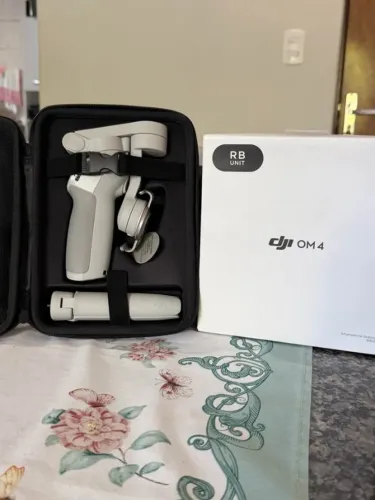 DJI OM 4 - Gimbal Estabilizador para Smartphone