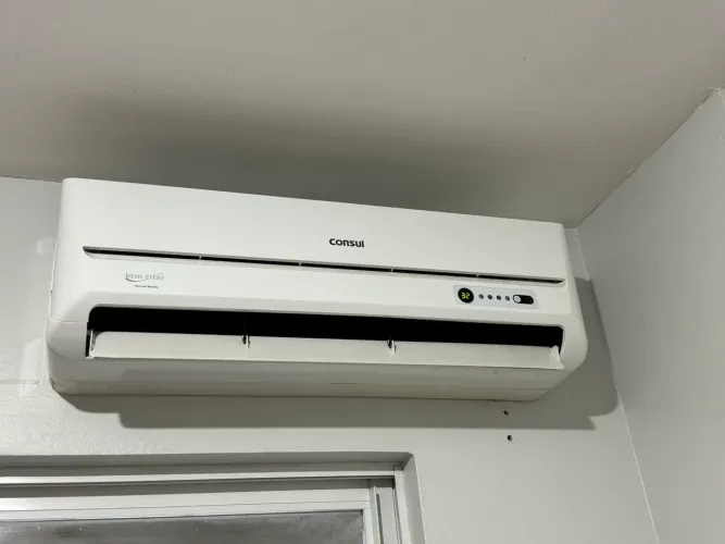 Ar condicionado consul 12.000 btus Quente/Frio