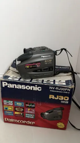Filmadora Panasonic VHS-C Vintage NV-RJ30PN - Com Caixa e Acessórios Originais