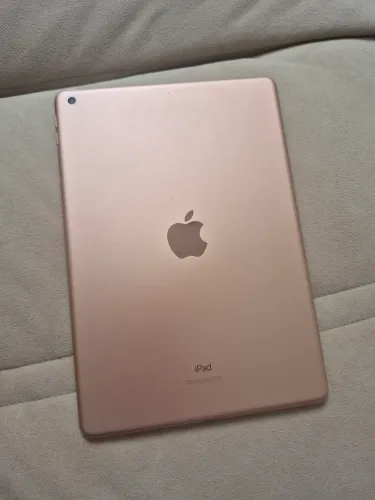 Ipad 7 32GB Rose gold