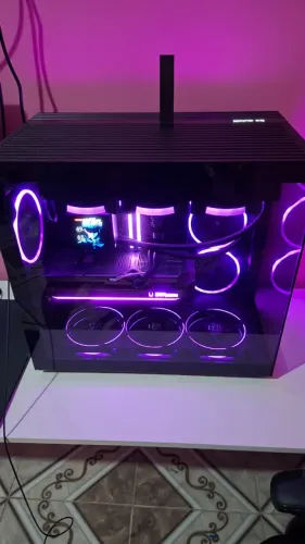 PC GAMER - R9 9950x3d + RTX 5080 AMP Extreme INFINITY + Memória Vengeance 64GB DDR5 6000mh