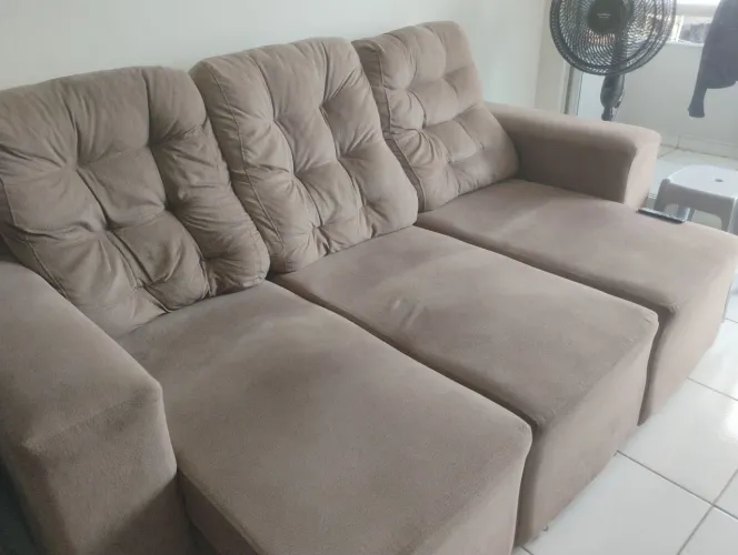 SOFA RETRATIL 3 LUGARES