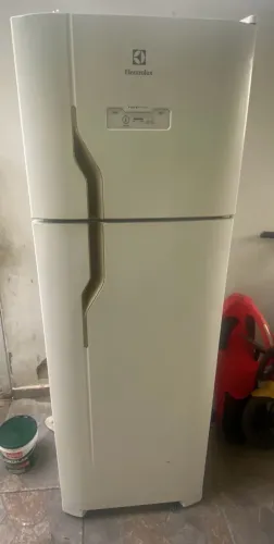Geladeira Electrolux 370 Litros 127 Volts