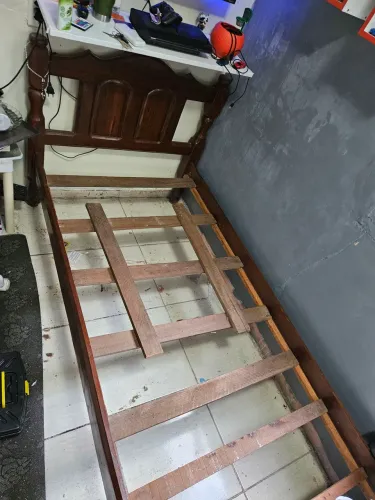 Base cama bom estado tudo certo