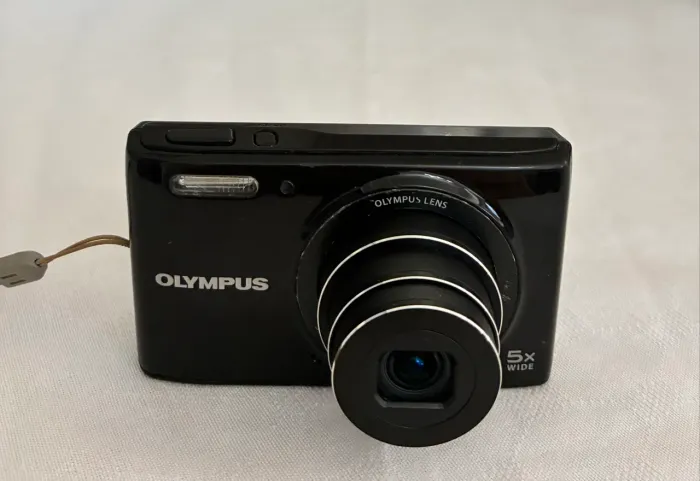 Câmera Fotográfica Digital Olympus