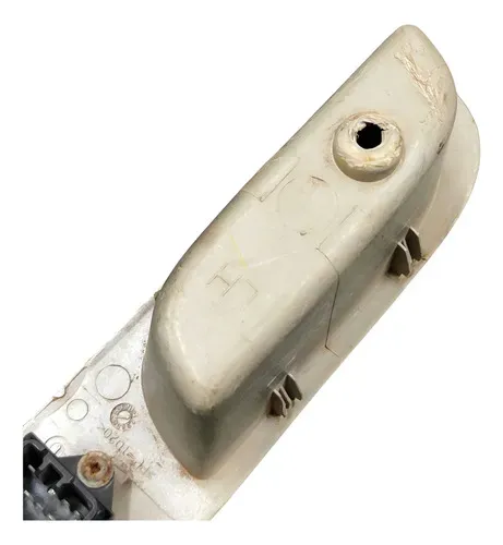 Botão Vidro Elétrico Traseiro Esquerdo L200 2007 A 2016