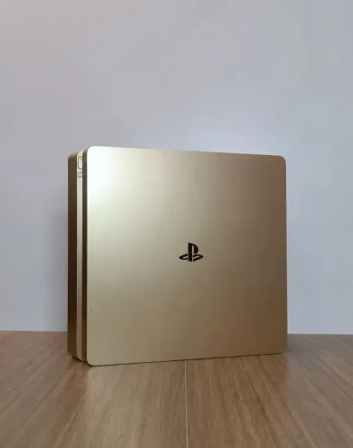 PLAYSTATION 4 SLIM GOLD EDITION 1TB - EDIÇÃO LIMITADA OFICIAL SONY