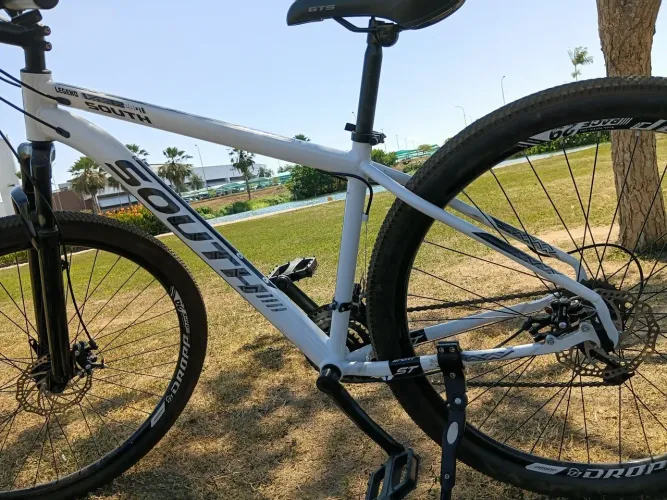 Bicicleta profissional aro 29 novíssima!