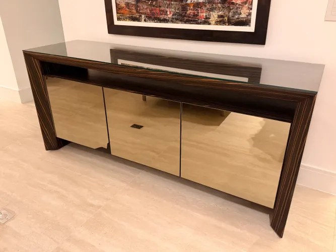 Buffet Breton Diamante 1,80 m com vidro superior - ótimo estado