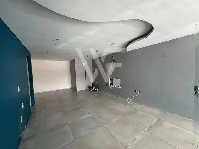 Sala / Loja comercial com 54 metros no Jardim Luna