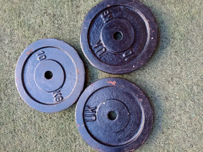 ANILHA DE 10KG* VAOR 90$ CADA
