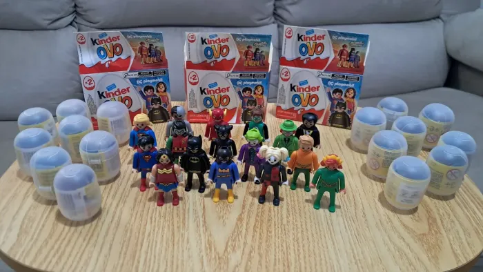 DC Comics no Kinder Ovo - coleção COMPLETA