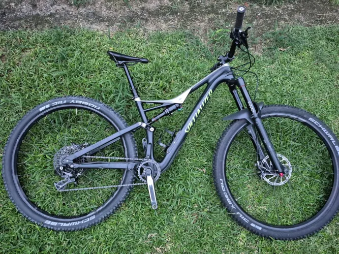 Bike specialized stumpjump carbono 29 M, com nota fiscal (17)