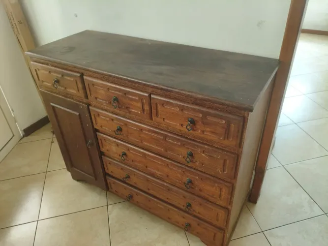 Cômoda Sucupira