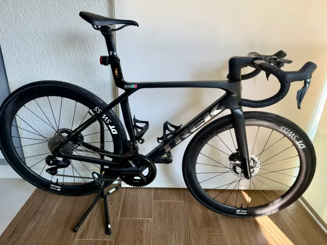 Vendo Trek Madone SL6 GEN 8 TAM M