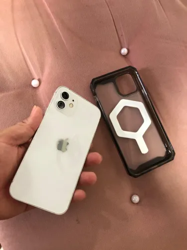iPhone 12