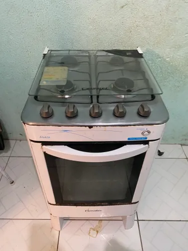 Fogão 4 bocas funcionando 