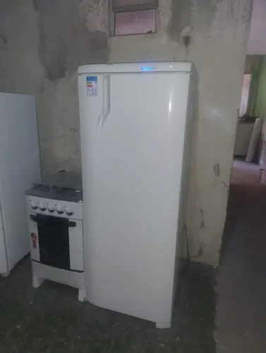 GELADEIRA E FOGÃO
