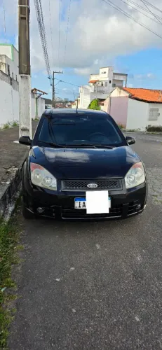 Ford Fiesta Sedan 1.0 8V Flex 4P 2010