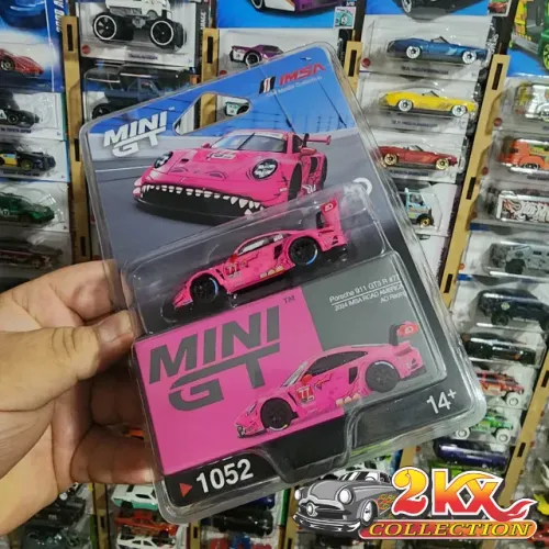 MINI GT - PORSCHE 911 GT3 R #77 - ROXY # 1052