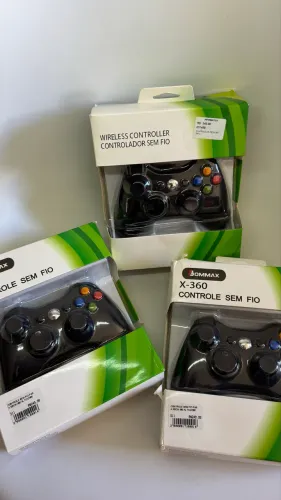 Kit Xbox 360: Kinect + 3 Controles Sem Fio + Fonte + 8 Jogos
