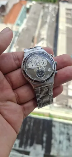 Relógio  swatch Original vendo olx pay mais entrega para todo Brasil faço envio  