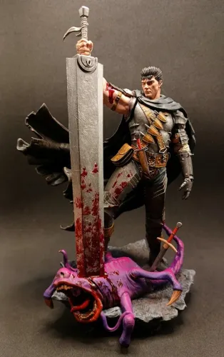 Estátua Guts Berserk em Resina Pintado a Mão