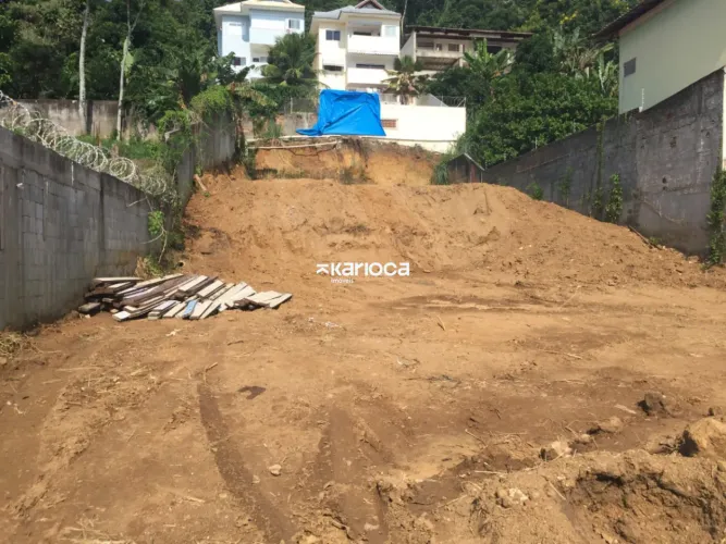 TERRENO À VENDA DE 600M² | CONDOMINIO FECHADO COM SEGURANÇA 24H | ANIL | CONDOMINIO BOSQUE