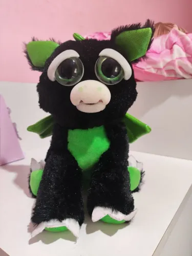 Feisty Pets Dragão preto e verde Raridade 