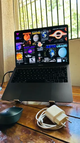 MacBook Pro em perfeito estado 