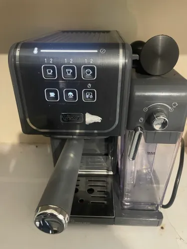 Cafeteira para expresso e cappuccino 