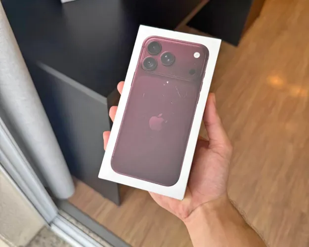 iPhone 18 pro max 1 tb de memória lacrado com caixa, valor R$14.100