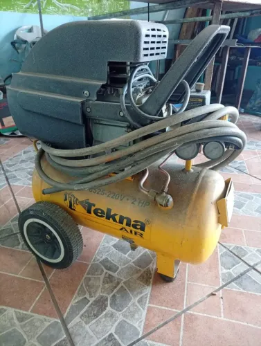 Compressor de AR 25 litros tekna